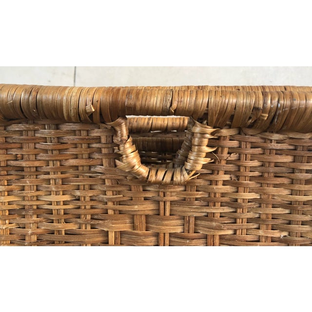 1940s Fisherman's Wicker and Leather Bank/Beach Chair. C. 1940's For Sale - Image 5 of 9
