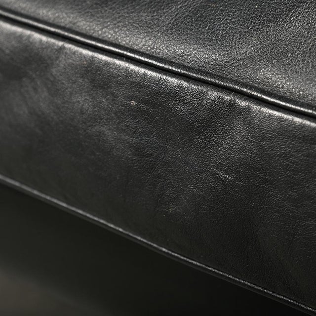 Model V11 3-Seater Sofa in Black Leather by Illum Wikkelsø, Denmark, 1960s For Sale - Image 12 of 18