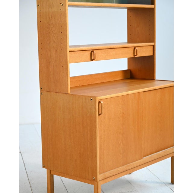 Wood Bookcase with Display by Bertil Fridhagen for Bodafors, 1964 For Sale - Image 7 of 14