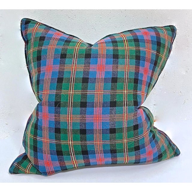 English Pair of Vintage Plaid Tartan Pillows For Sale - Image 3 of 5