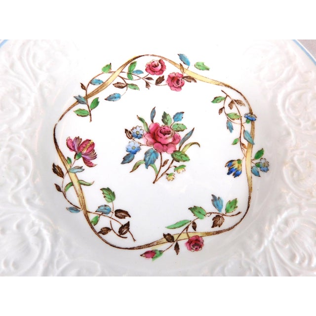 1940s Lot of Nine Pieces of Wedgwood Argyle Dinnerware For Sale - Image 11 of 15