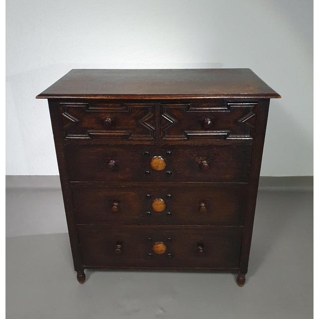 English Charles II Chest of Drawers in Oak For Sale - Image 9 of 18