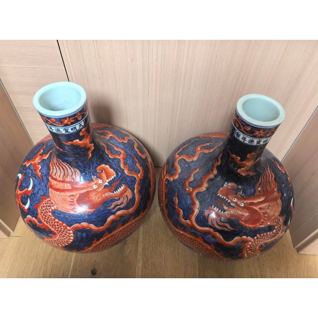 A Pair of Chinese Ceramic Vase Ming Dynasty Xuande Marked Blue Ground Famille Verte Porcelain Tianqiu Vase Hand Painted Dragon Pattern For Sale - Image 14 of 16