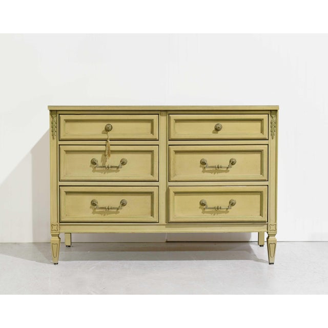 Transitional Mid Century Transitional 6 Drawer Dresser by Thomasville For Sale - Image 3 of 14
