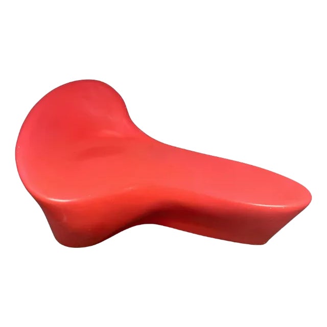 Late 20th Century Post-Modern Freeform Amoeba Coral Pink Fiberglass Bench For Sale