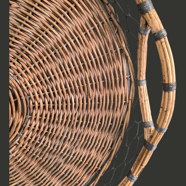 Late 20th Century Vintage Country French Wicker Wire Sides Round Handle Tray For Sale - Image 5 of 13