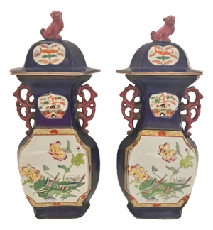 Late 19th Century Chinoiserie Lapis Blue & Magenta Lidded Jars With Foo Dogs, Pair