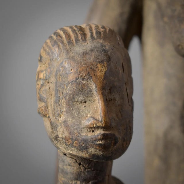 African Early 20th Century Baule Seated Female Figure With Children Côte d'Ivoire For Sale - Image 3 of 15