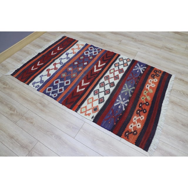 Size: 3.6 x 5.9 ft (107 x 180 cm) 42 x 71 inches Color: Organic Natural Dye (Red,Blue,Black) Material: 100% Hand Spun...