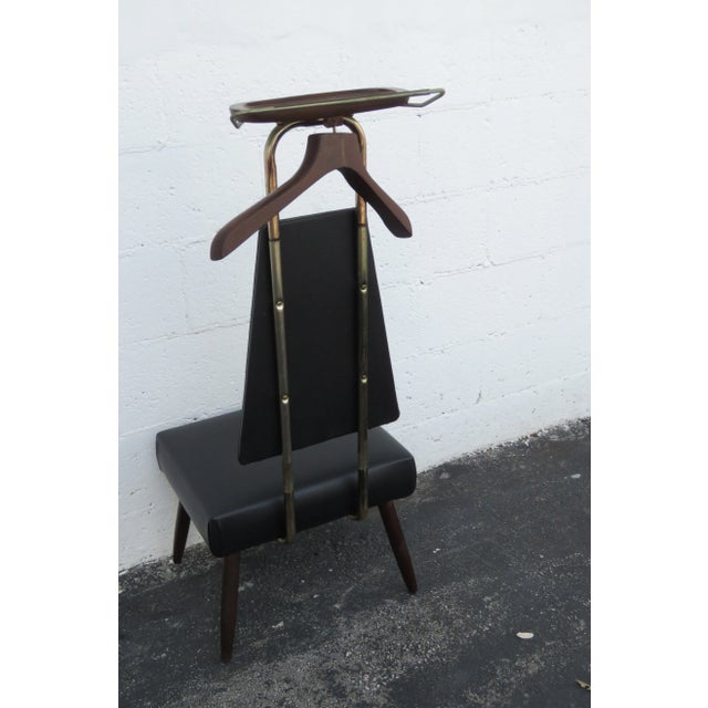 Wood Mid Century Modern Vintage Valet Butler Chair by Nova Product For Sale - Image 7 of 13