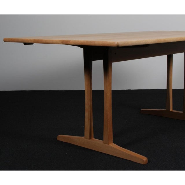 Børge Mogensen Vintage Shaker Model C18 Dining Table by Børge Mogensen for Fredericia, 1970s For Sale - Image 4 of 8