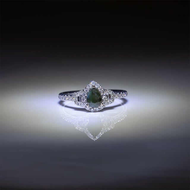 Metal Alexandrite Halo Ring With Earth-Mined Diamonds Accents: Solid 14k Gold, 6x5mm, Size 6.75 For Sale - Image 7 of 12