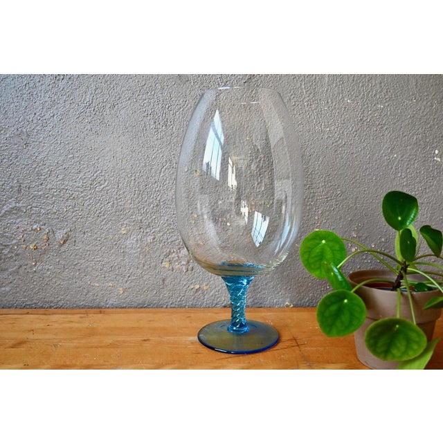 Boho Chic 2-Tone Blue & Clear Glass Cup from Empoli, 1970s For Sale - Image 3 of 6