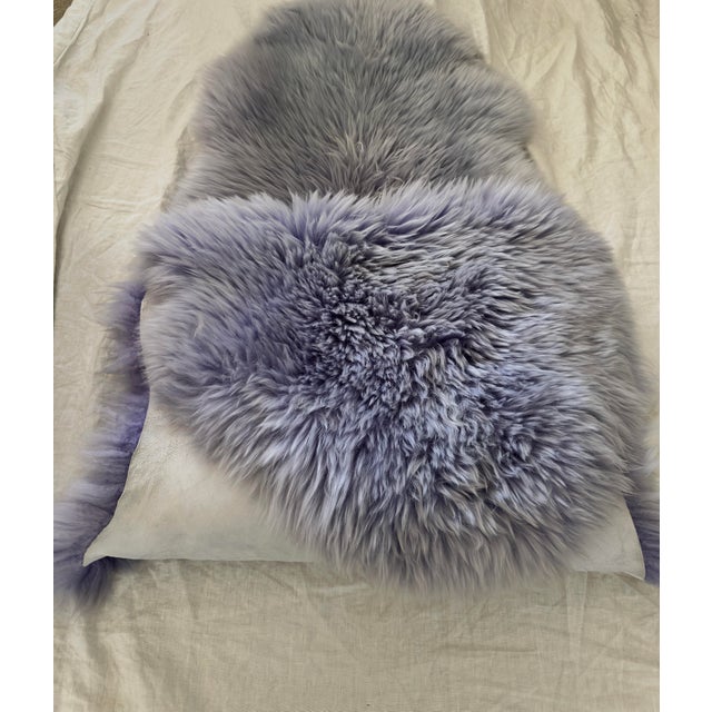Beautiful Lavender Australian/New Zealand Sheepskin Rug 4ft x 6ft 33in, perfect for a teen room or girls room. Super soft....