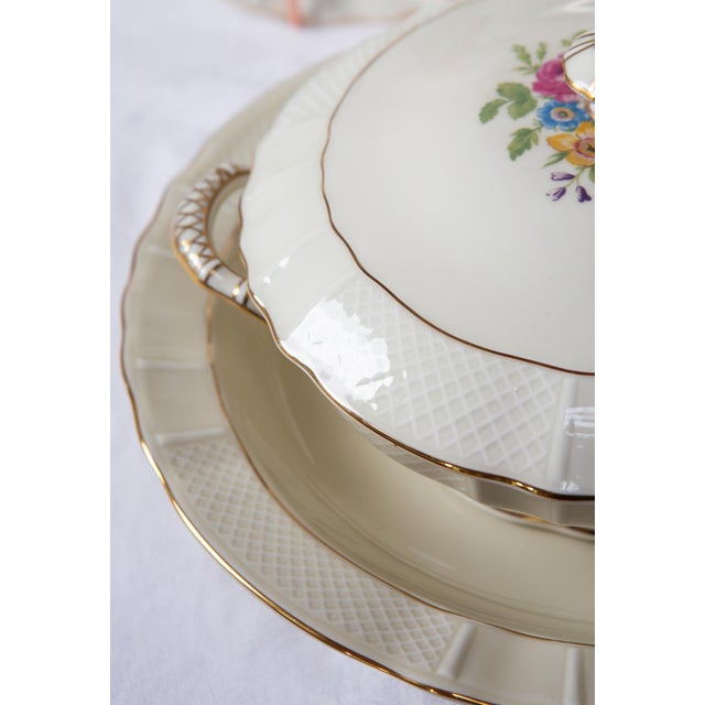 1960s Bernardaud Limoges Porcelain Dinnerware Set with Flowers, 1950s, Set of 11 For Sale - Image 5 of 11