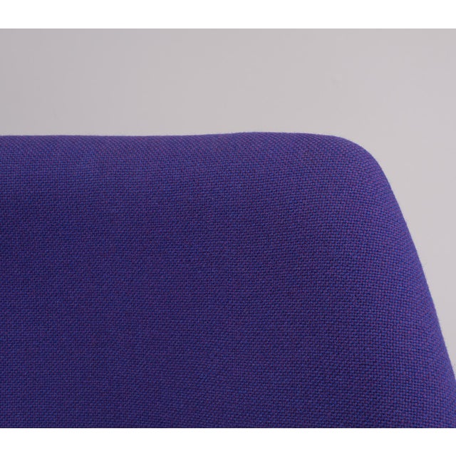 Purple Oyster Lounge Chair from Artifort, 1960s For Sale - Image 8 of 10