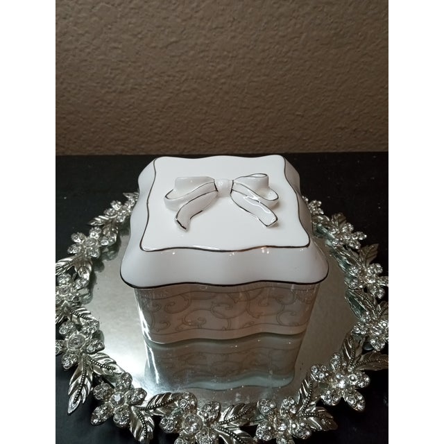 1980s Exquisite Wedgewood Trinket Box For Sale In Dallas - Image 6 of 7