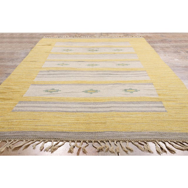 Vintage Swedish Rollakan Rug, 05'01 X 09'05 For Sale - Image 9 of 10