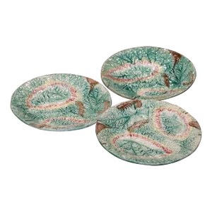 19th Century English Majolica Decorative Plates- Set of 3