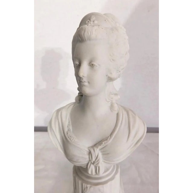 Ceramic Marie Antoinette Bust in Biscuit Porcelain, 19th-Century For Sale - Image 7 of 18