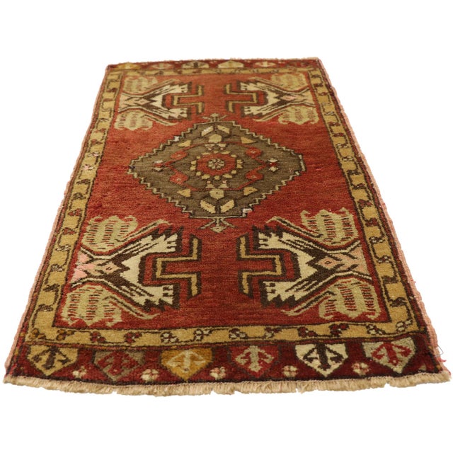 Mid-Century Modern Vintage Turkish Yastik Rug - 01'07 X 03'01 For Sale - Image 3 of 8
