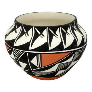 Acoma Southwest Native America Pottery Jar/Olla 20th Century For Sale