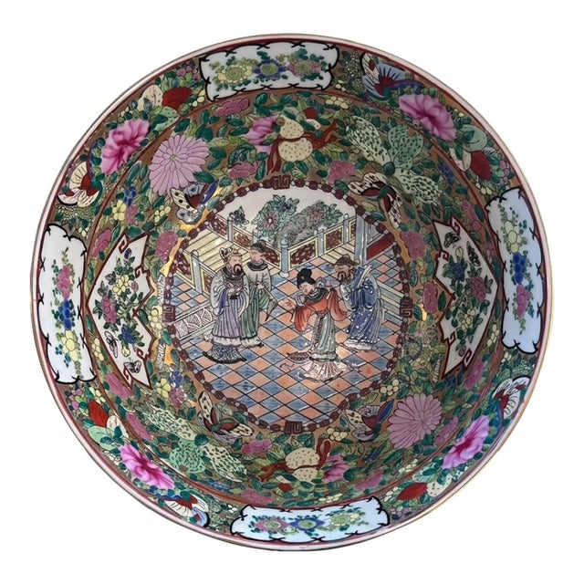 Antique Chinese Famille Rose / Rose Medallion Porcelain Bowl For Sale