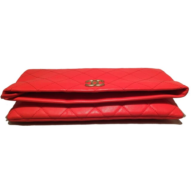 Chanel Red Quilted Leather CC Fold Over Clutch For Sale - Image 12 of 12