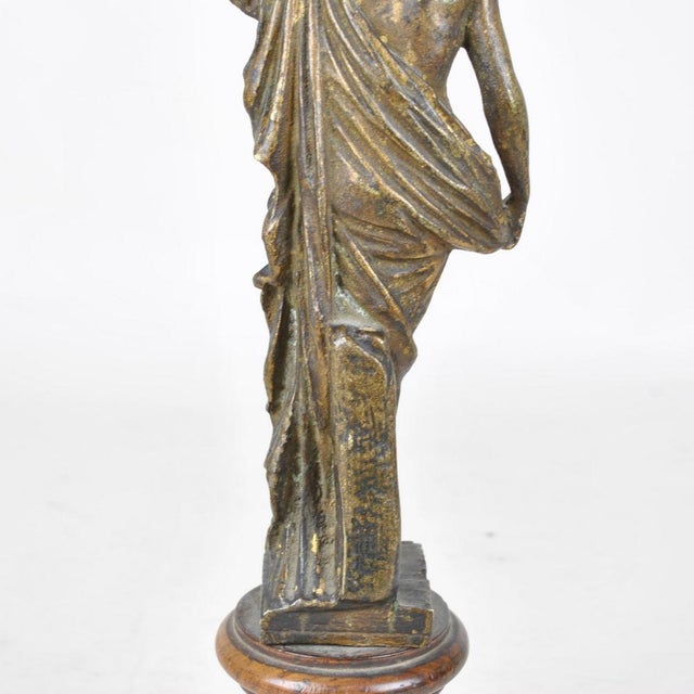 Figure of Women, 19th Century, Bronzes, Set of 2 For Sale - Image 3 of 18
