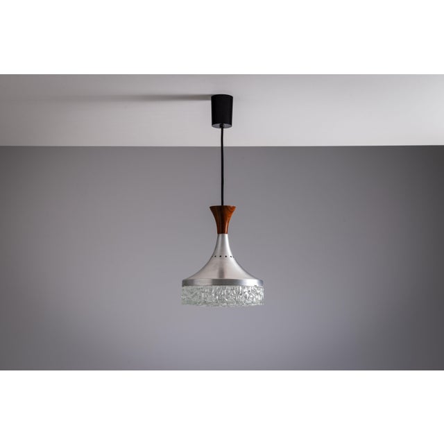 1960s Vintage Pendant Light in Aluminium and Wood from Sölken Leuchten, 1960s For Sale - Image 5 of 11