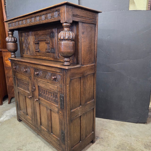 19th Century English Oak Carved Panel Jacobean 3 Door & 2 Drawer Court Cupboard With Bulbous Supports For Sale - Image 10 of 18