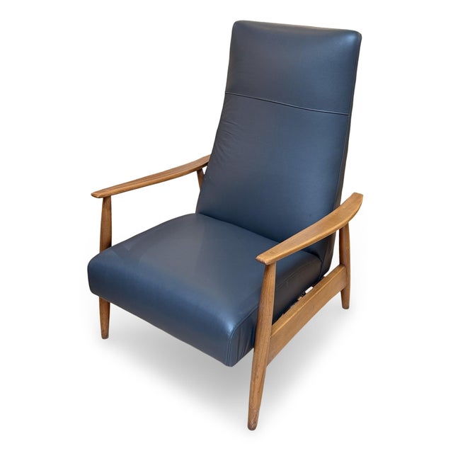 Mid-Century Modern 1960s Attributed to Milo Baughman Recliner 74 for Thayer Coggin With New Leather Upholstery For Sale - Image 3 of 17