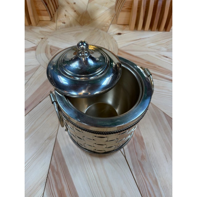 Metal Vintage Silver-Plated Woven Metal Ice Bucket With Lid For Sale - Image 7 of 9