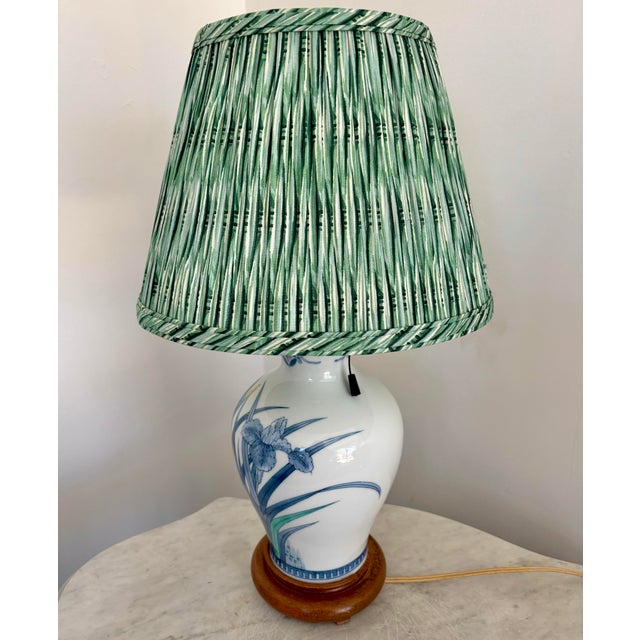 1970s Japanese Iris Lamp With Green Pleated Shade For Sale - Image 6 of 11