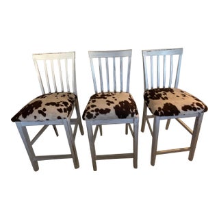 Rustic Farmhouse Whitewash Bar Stools W/ Cowhide Upholstered Seats Set of 3 For Sale