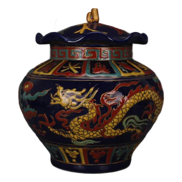 Chinese Vintage Ceramic Pot,Ming Dynasty Xuande Marked Blue Ground Famille Verte Porcelain Lid Jar Hand Painted Cloud and Dragon Pattern For Sale