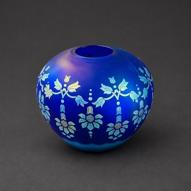 Glass 1980s Fenton Favrene Satin Sunflower Blue Art Glass-Etched-Cobalt Vase, Limited Edition For Sale - Image 7 of 11