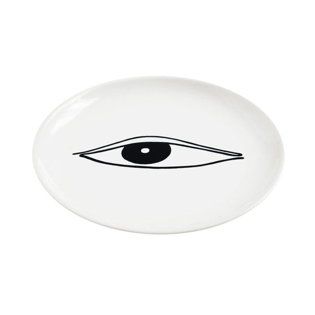 The Overlook series contains the most significant icons of the graphic and visionary tradition of Kiasm. Absolute images...