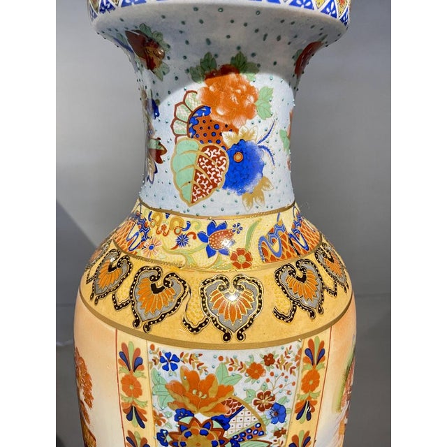 Chinese Vases Depicting Meeting in the Garden, Set of 2 For Sale - Image 6 of 12