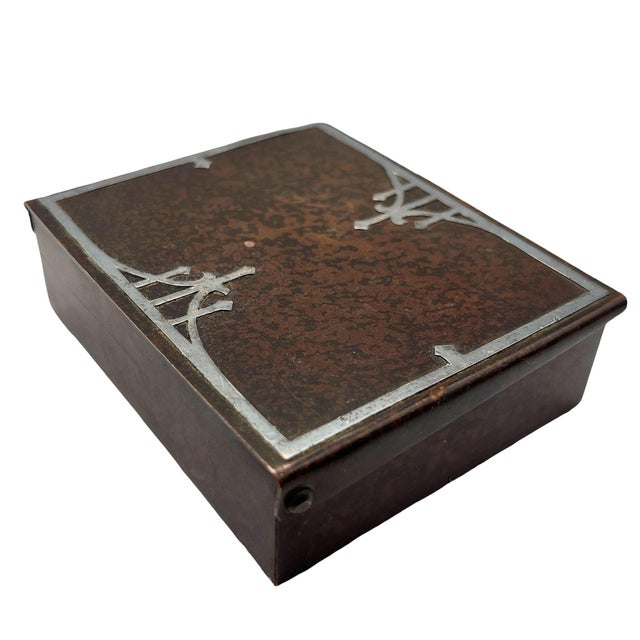 Early 20th Century Arts & Crafts Sterling Silver on Bronze Humidor Cigarette Box by Heintz For Sale In Los Angeles - Image 6 of 10