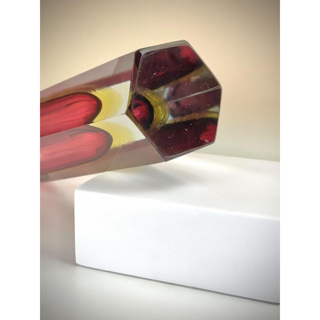 Murano Glass Faceted Sommerso Vase by Mandruzzato, 1960s For Sale - Image 3 of 8