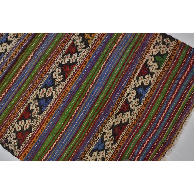 Turkish Kilim Rug, 1960s For Sale - Image 6 of 10