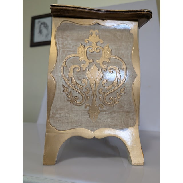 Gold Vintage Florentine Italian Jewelry Music Box For Sale - Image 8 of 17