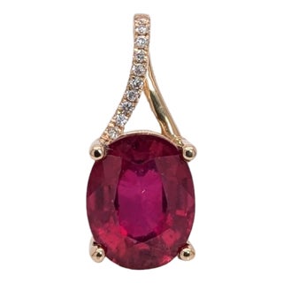 3.0Ct Madagascar Ruby and Natural Diamond Accents Pendant in Solid 14k Gold For Sale