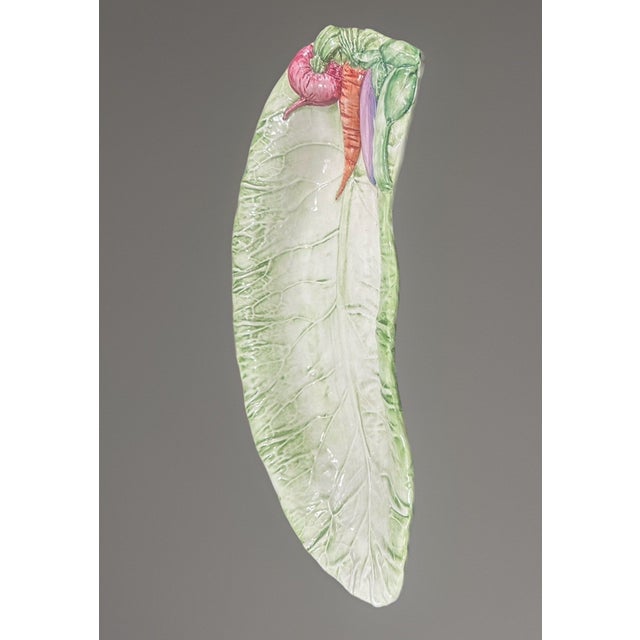 Mid-Century Modern Vintage Large Vietri Italian Green Leaf Cabbage Majiloca Vegetable Platter For Sale - Image 3 of 3
