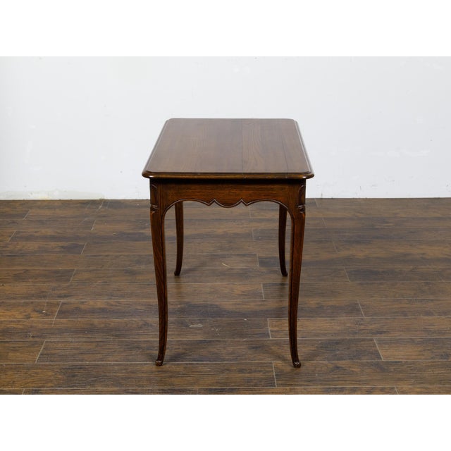 Brown French Louis XV Style 1900s Oak Side Table with Drawer and Scalloped Apron For Sale - Image 8 of 12