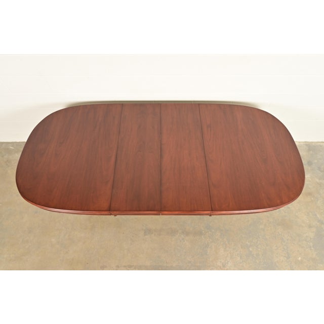 1920s Romweber Regency Flame Mahogany Pedestal Extension Dining Table, Newly Refinished For Sale - Image 5 of 14