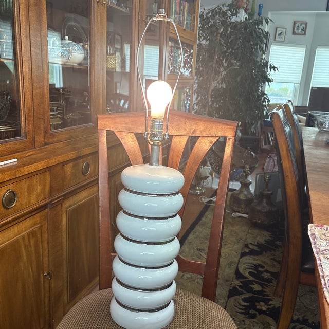 Vintage French Moderne Table Lamp Porcelain Silver Stacked Rings 1960’s For Sale - Image 4 of 5