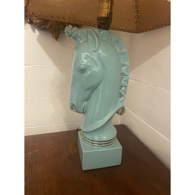 A gorgeous American ceramic lamp made in the 1950’s by Howell and from the Howell ‘Embassy’ range; they featured...