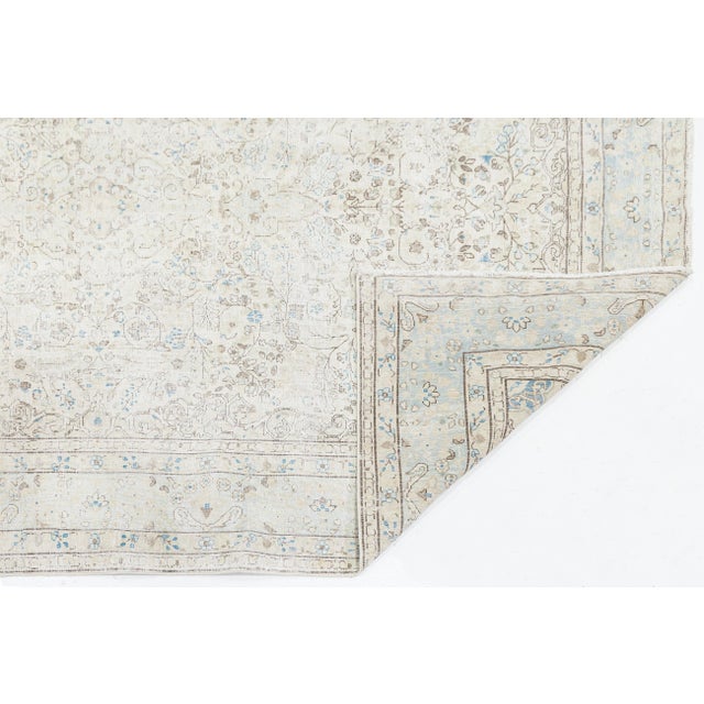 Shabby Chic Antique Shabby Chic Persian Kerman Rug - Hand-Knotted Muted Floral Wool in Ivory For Sale - Image 3 of 10